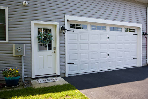 24/7 Emergency Garage Door Panel Replacement experts in Morristown, NJ